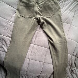 Ann Taylor Gray Jegging 0P